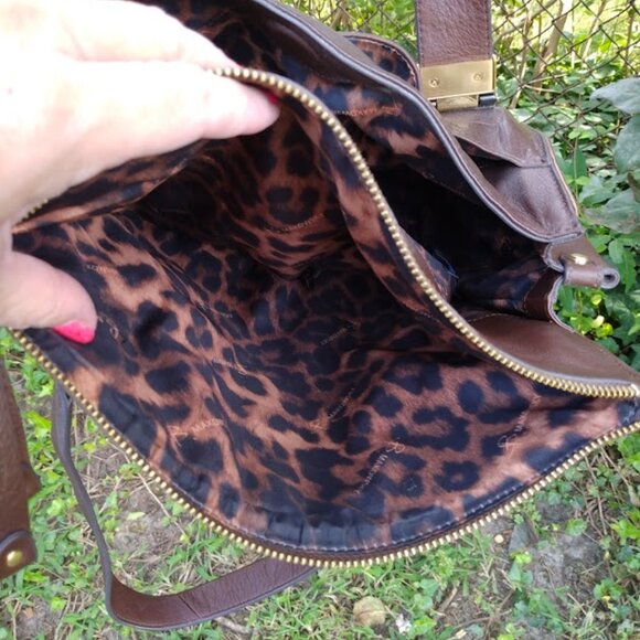 B Makowsky Chocolate Mocha Brown Leather Messenger Style Shoulder Bag - Picture 14 of 16